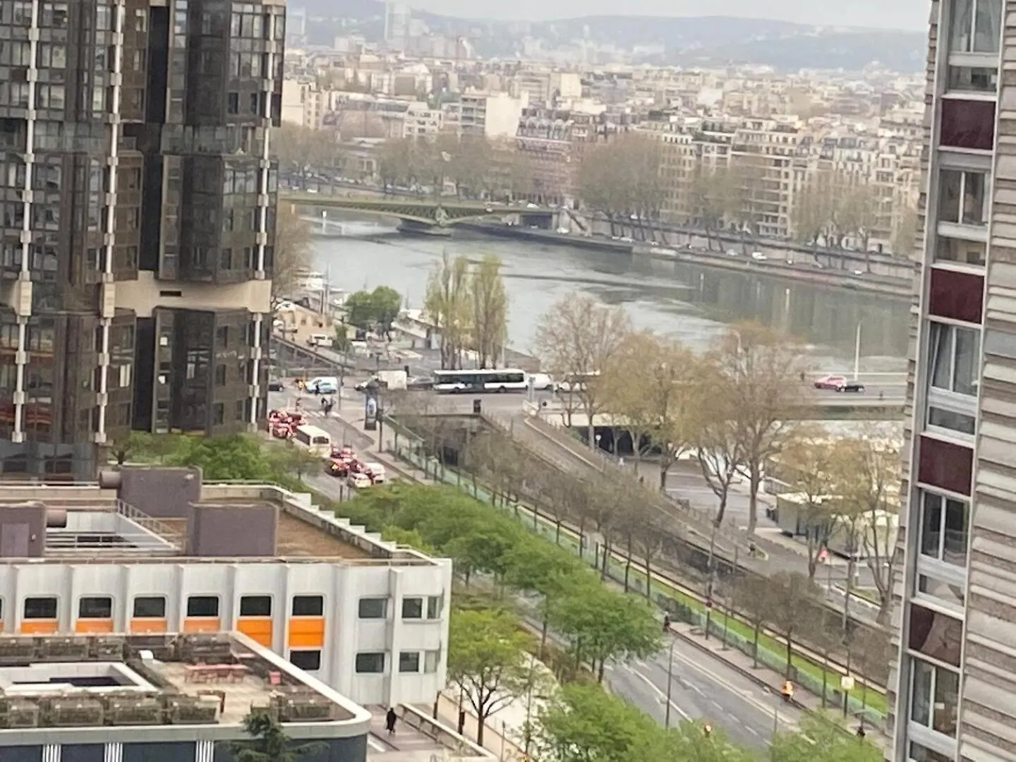 Family Seine & Spacious Flat 8Min Walk To Eiffeltower Ac location